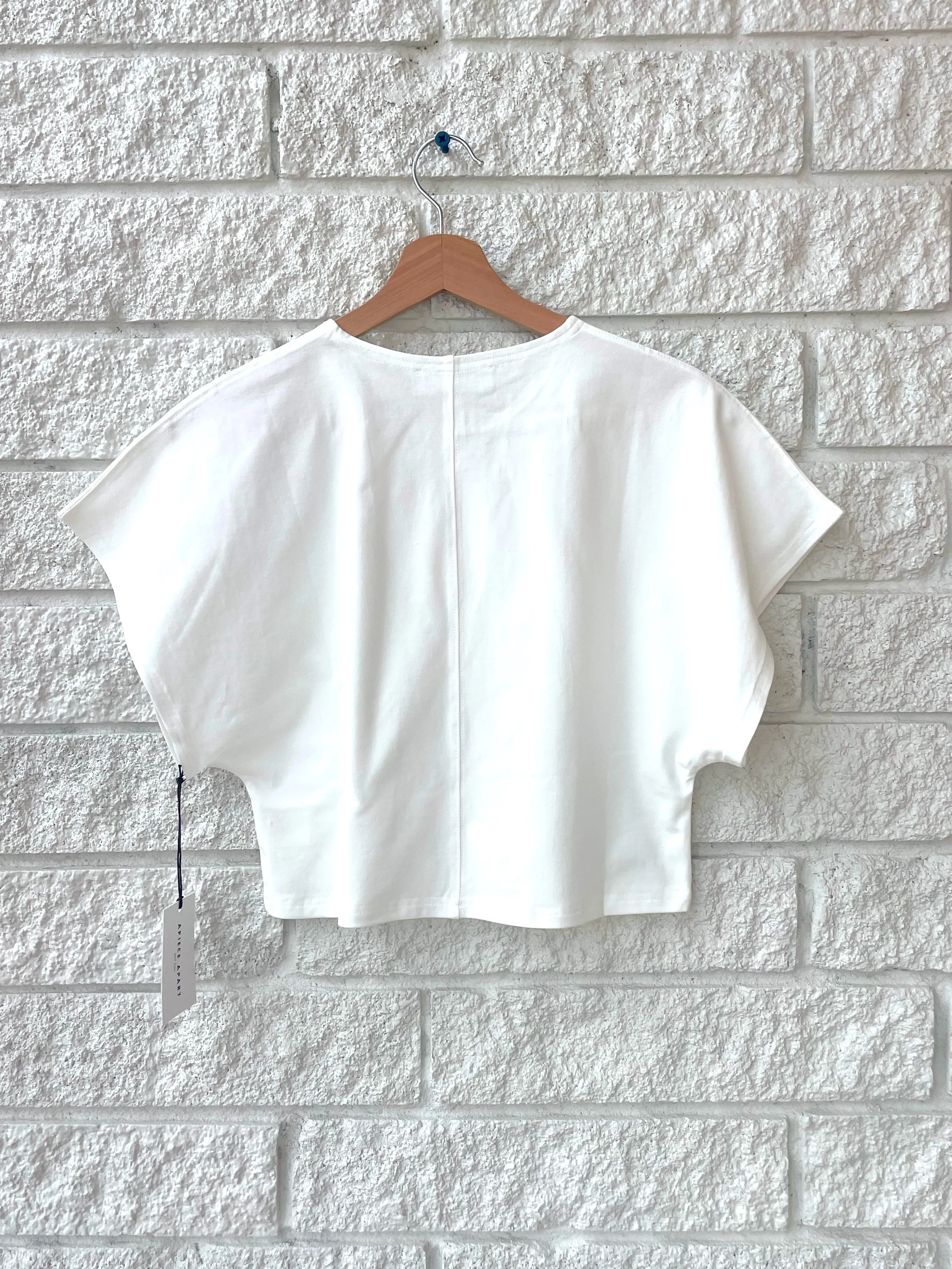 Luju Crop Tee