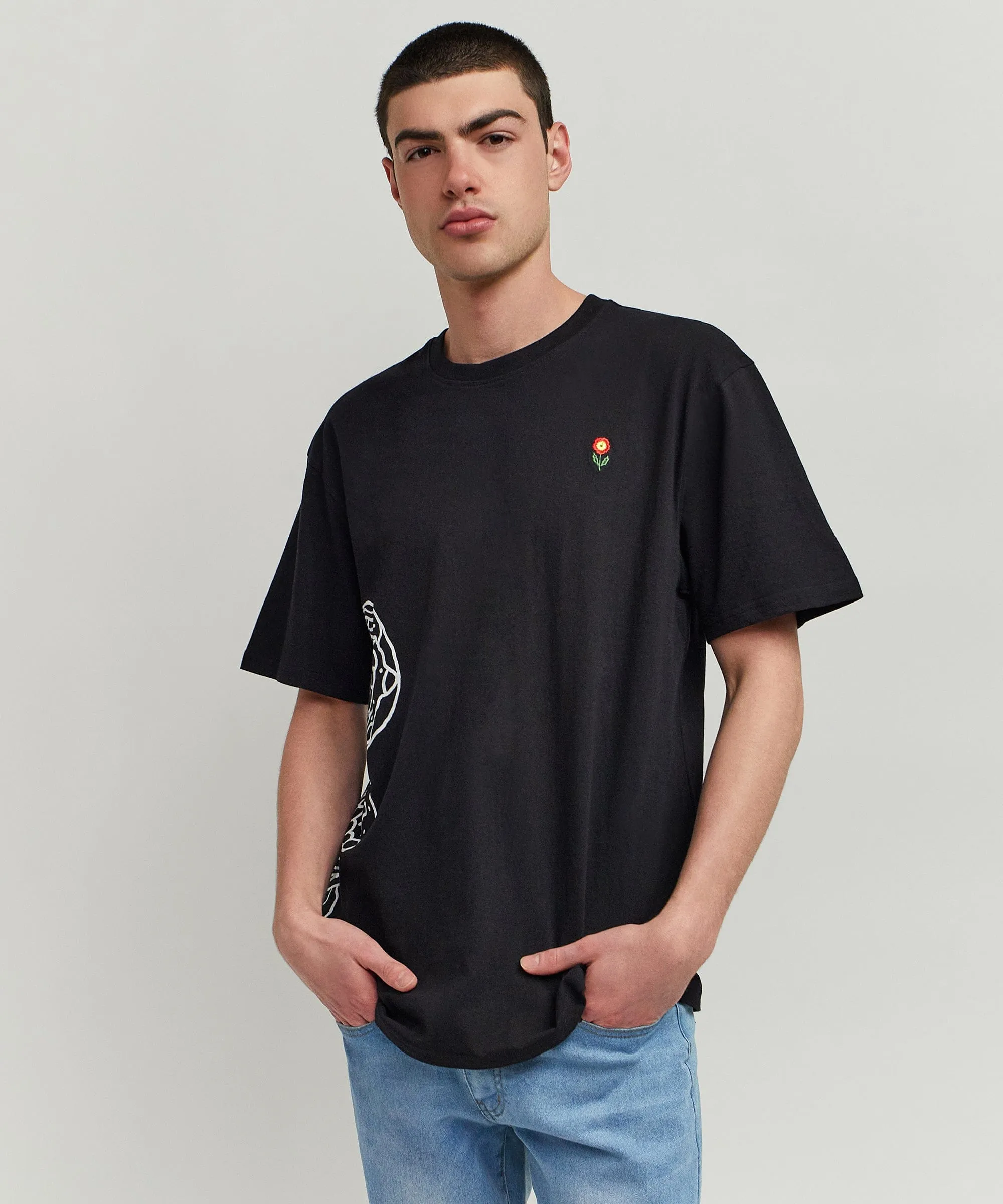 Panter Short Sleeve Graphic Print Embroidered Detail Tee - Black