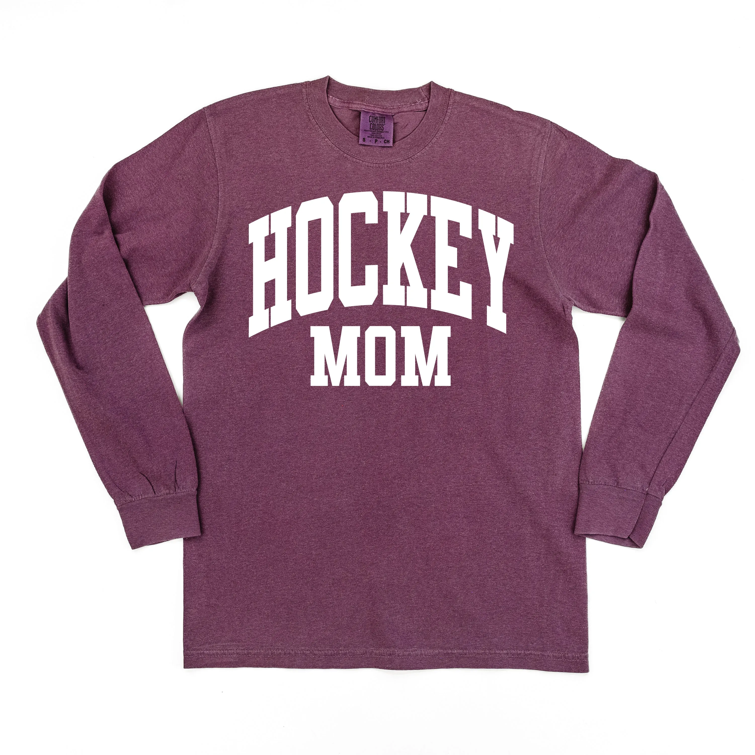 Varsity Style - HOCKEY MOM - LONG SLEEVE COMFORT COLORS TEE