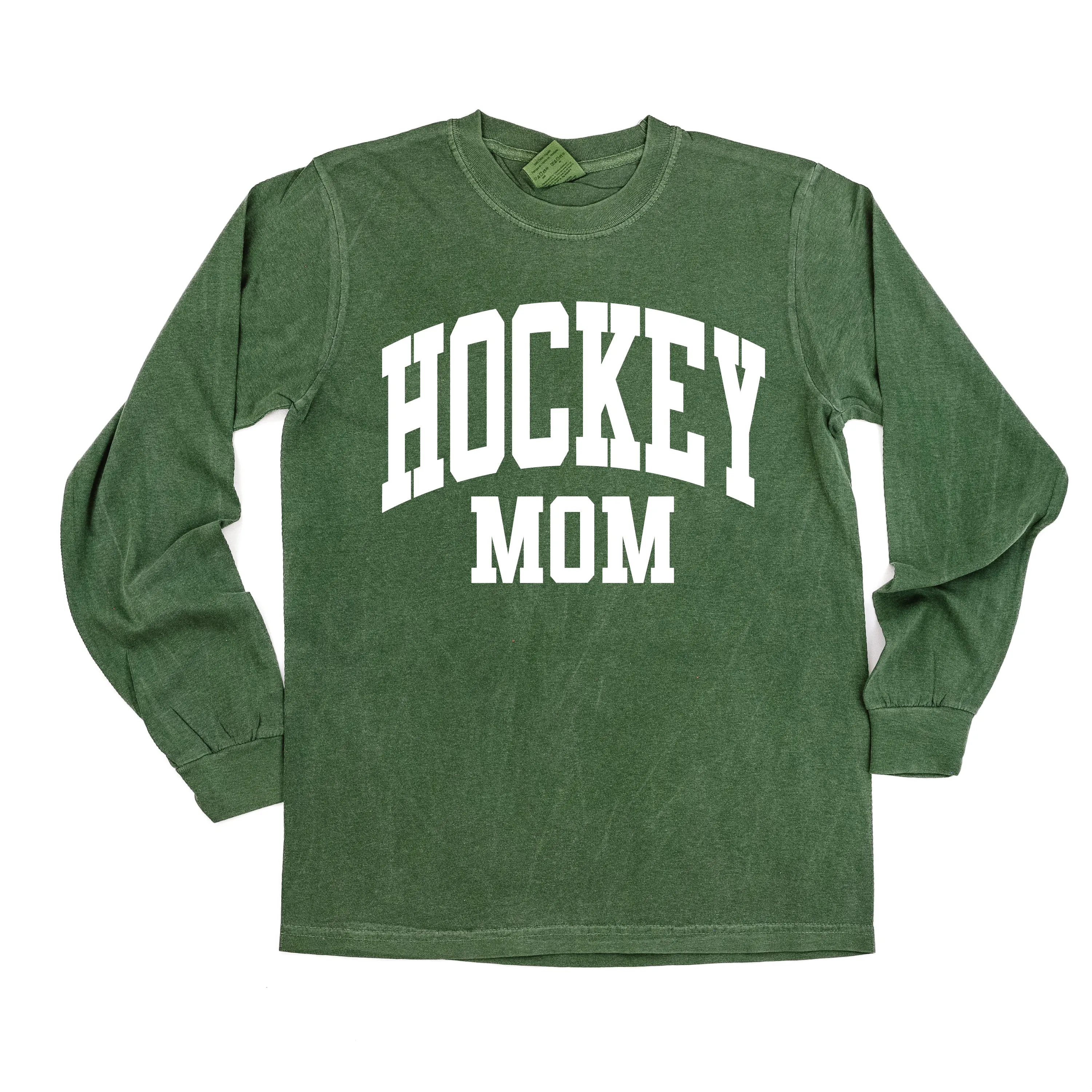 Varsity Style - HOCKEY MOM - LONG SLEEVE COMFORT COLORS TEE