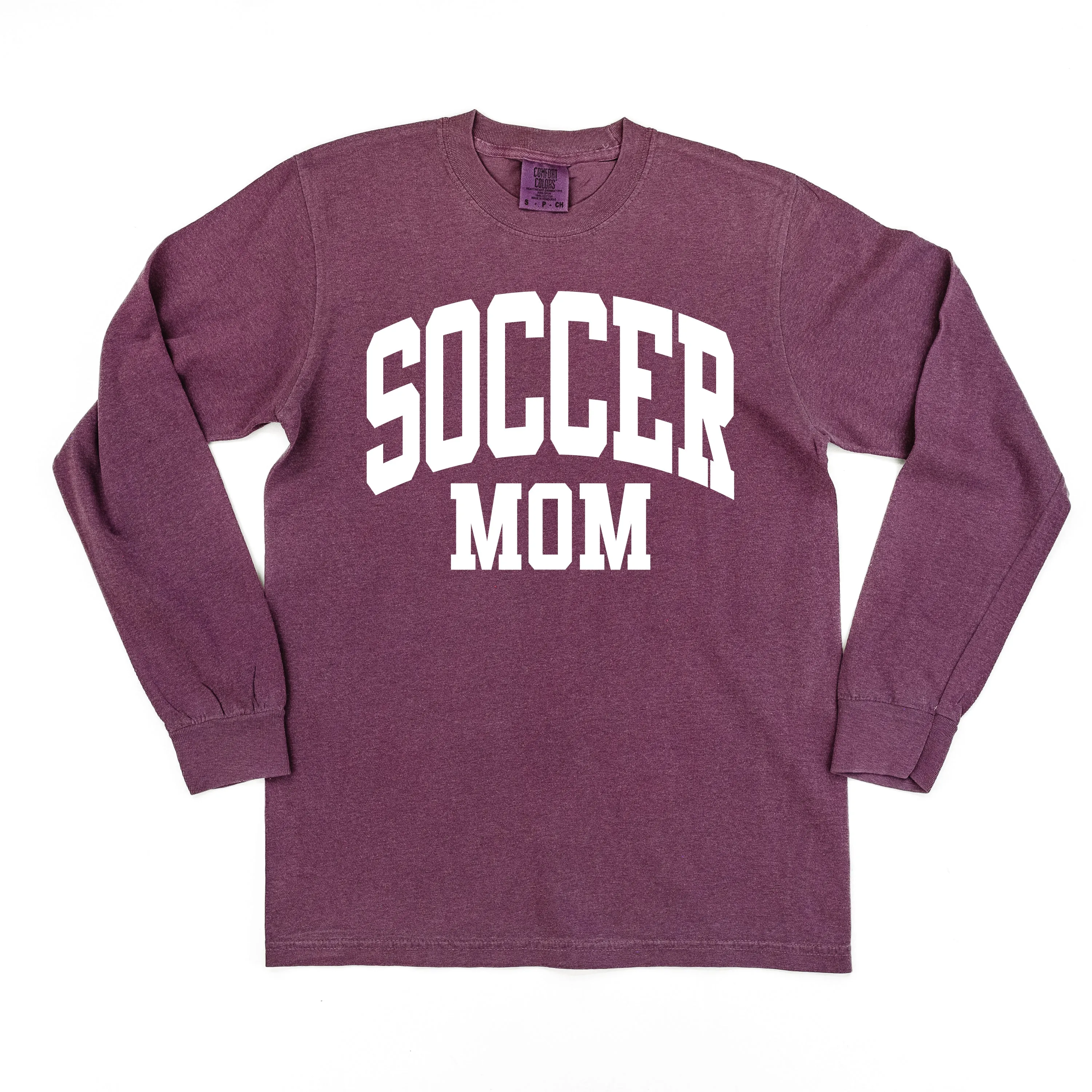 Varsity Style - SOCCER MOM - LONG SLEEVE COMFORT COLORS TEE