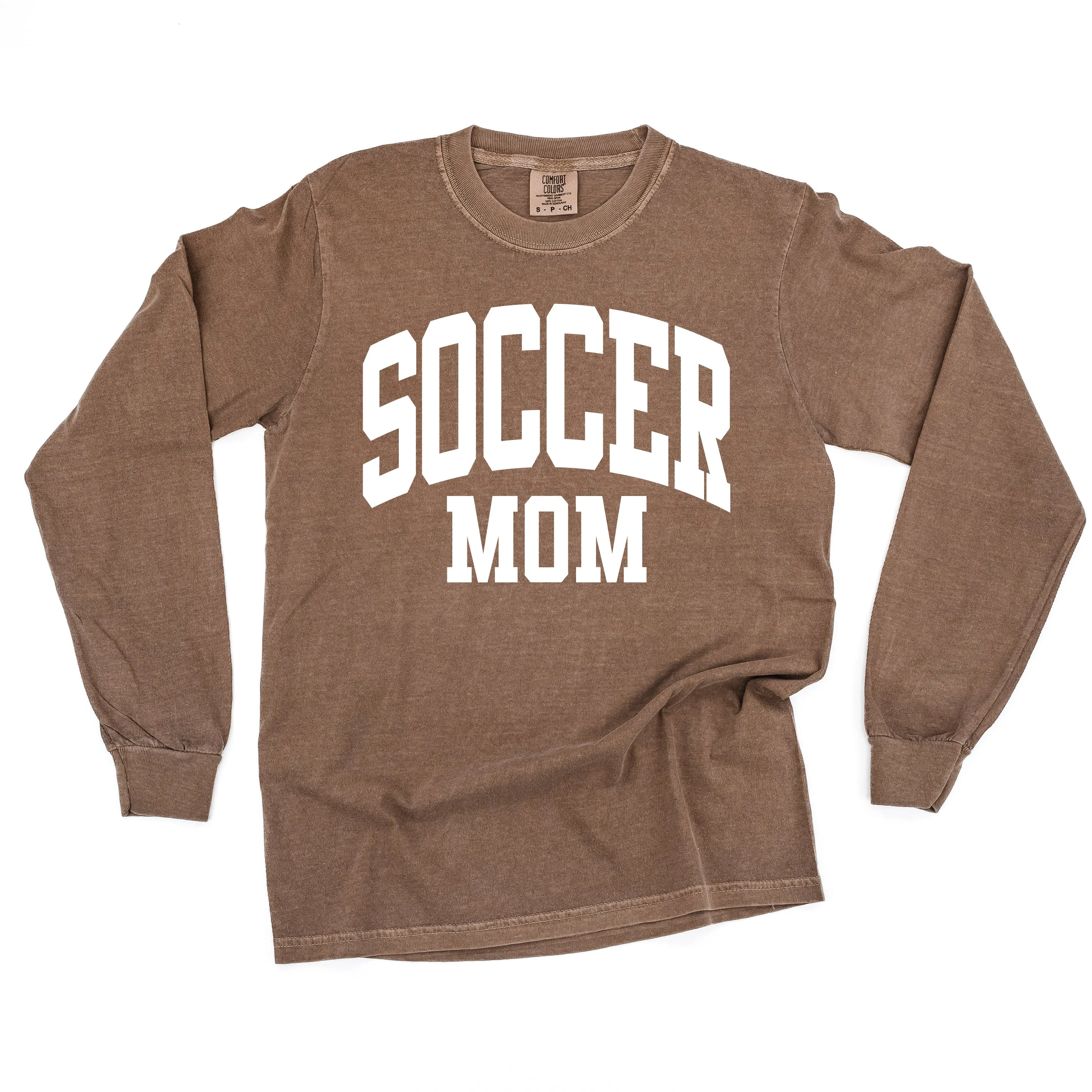 Varsity Style - SOCCER MOM - LONG SLEEVE COMFORT COLORS TEE